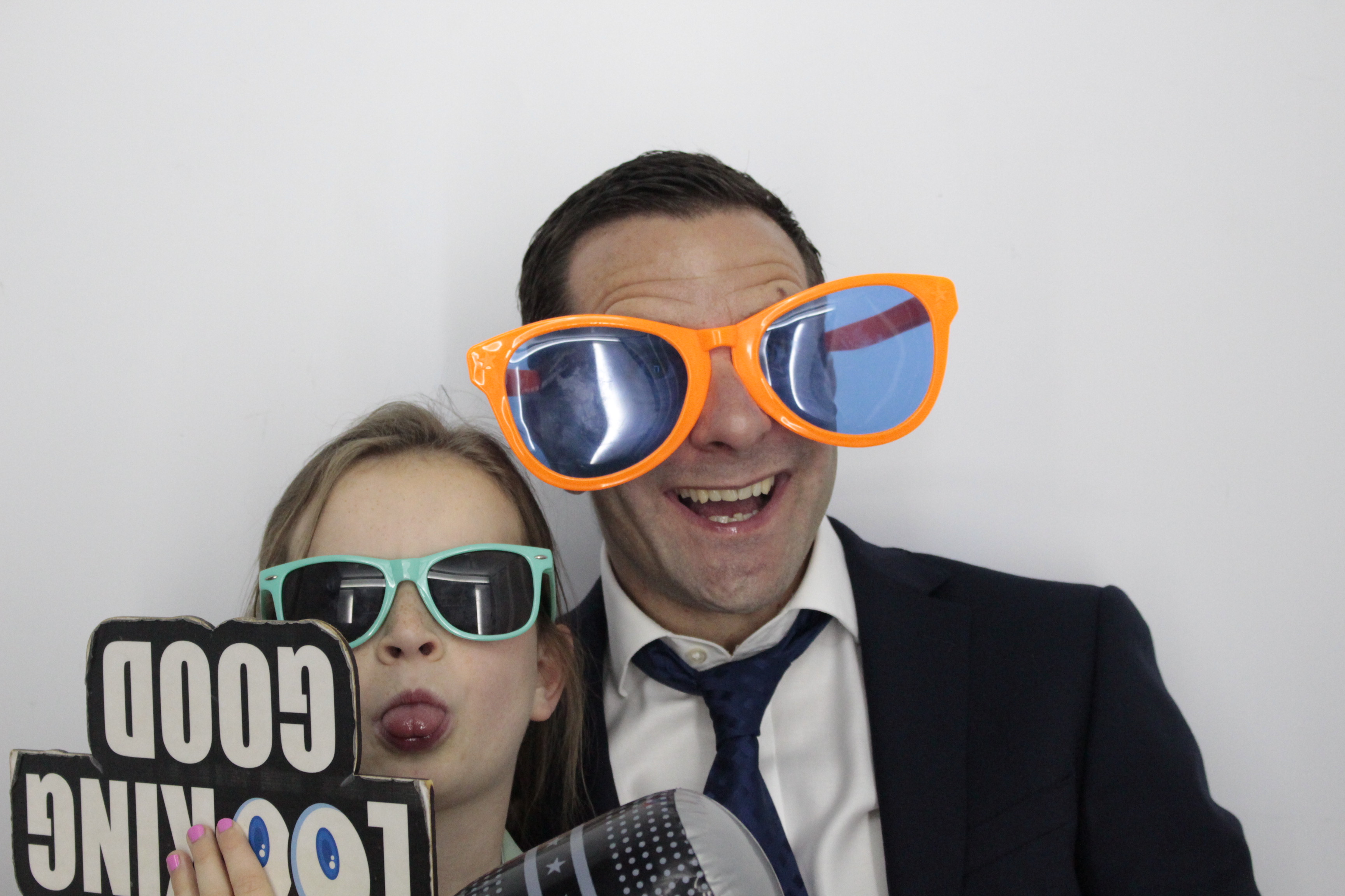 Jon and Sarah’s Wedding | View more photos from the event at gallery.myphotoboothexperience.co.uk/u/MyPhotoBoothExperienceLtd/Jon-and-Sarah’s-Wedding